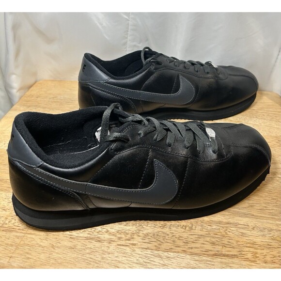 Nike Cortez 72 Men Black W/ Grey Swoosh Size 12 main image 4